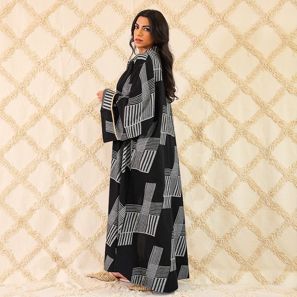 Fabrics and Needle_Page_026_Image_0001